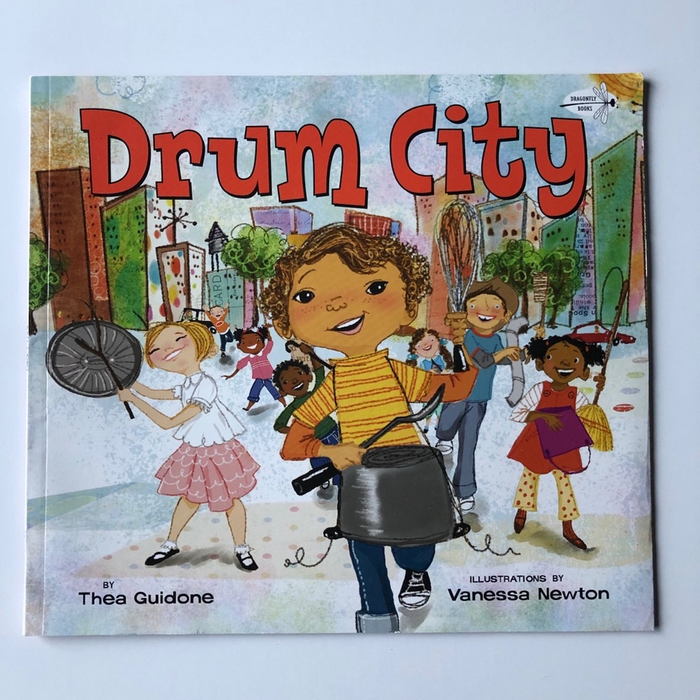 Drum city . Paperback book